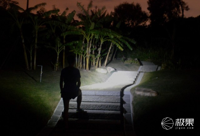 攀索（PETZL）ACTIKE99户外运动头灯