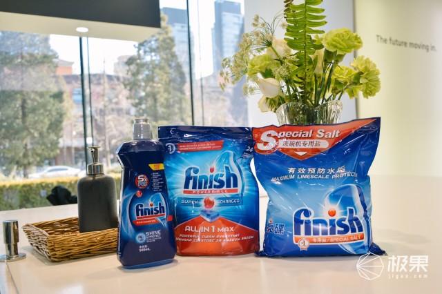 脏盘子堆着懒得洗？学会这一招，不用动手餐具自动变干净