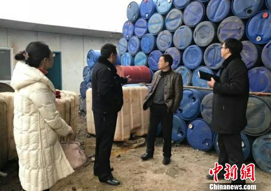 湖北宜昌男子将有毒废水排入长江 已被检方批捕