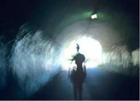 前世记忆靠不靠谱?人为什么会出现既视感?