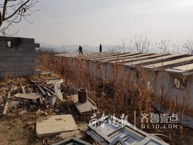 济南卧虎山水库旁建天时别墅,一木质间10栋全别墅江堤图片