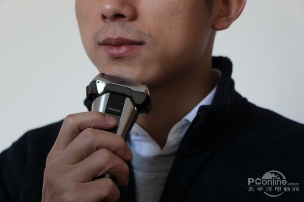 ，松下电动剃须刀ES-CV50评测