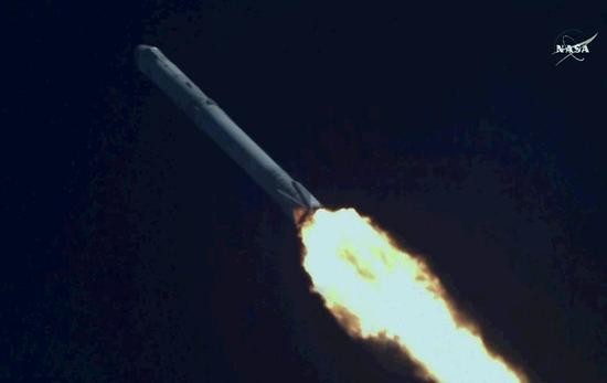 SpaceX今年最后一次发射火箭：成功但不回收了