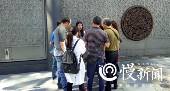 点击查看大图 中国导游在泰被大象踩死 园方称游客喧哗致大象发疯