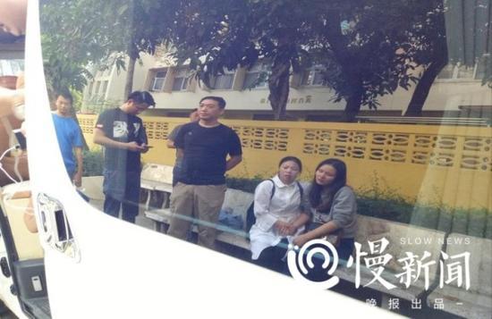 点击查看大图 中国导游在泰被大象踩死 园方称游客喧哗致大象发疯