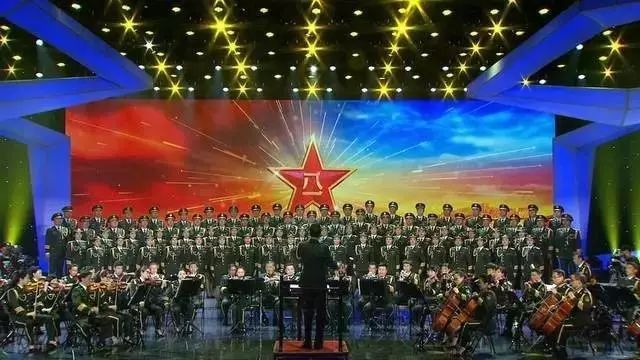 从《芳华》谈70年代部队文工团