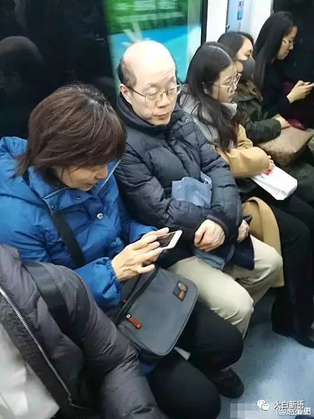 除了中央委员刘结一，你还能在地铁里偶遇谁？