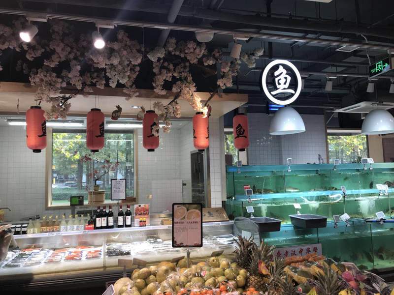 美团也开始布局社区生鲜店了,「康品汇」如何