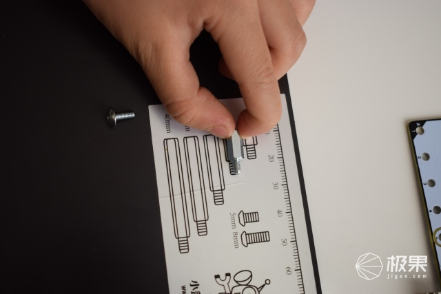 小盖茨机器人L-GATES小创客家庭套装