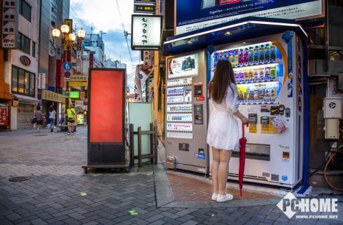 日本自动售货机支持微信支付 面向中国游客
