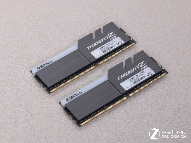 爱国者新月铝箱评测:用品质征服玩家