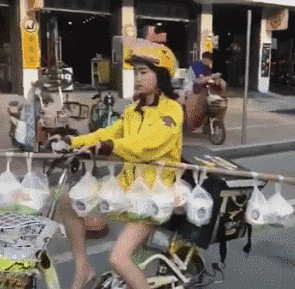 洛可可·洛客供应链助力美团外卖打造解救外卖小哥的