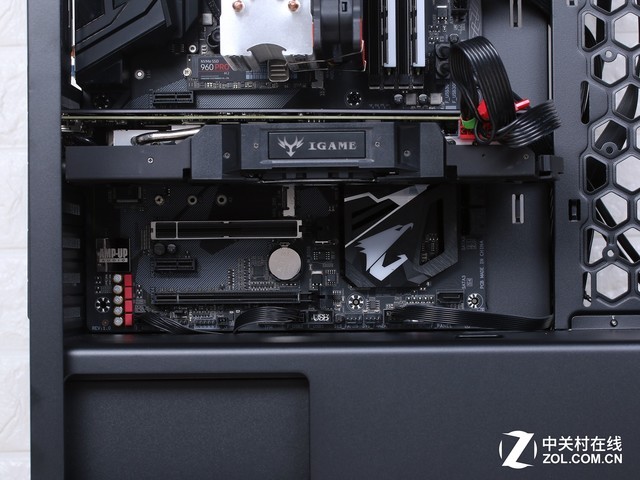 爱国者新月铝箱评测:用品质征服玩家