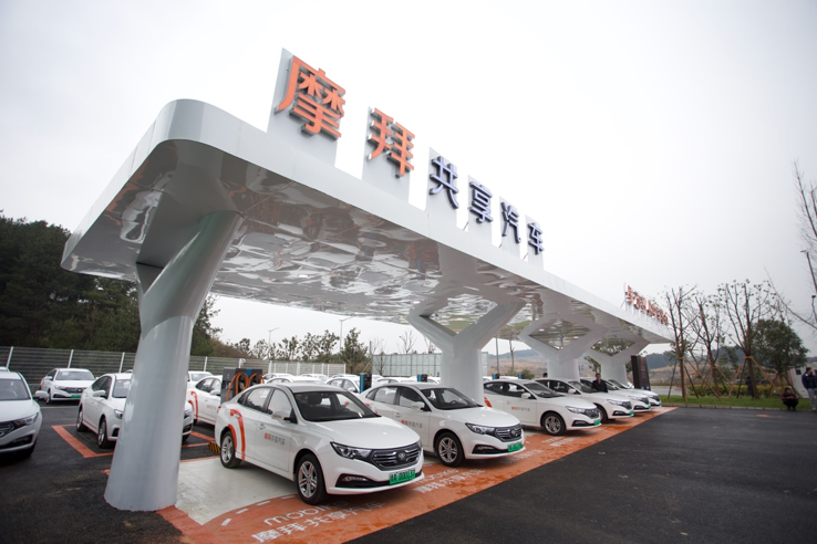 摩拜推出共享汽车业务 首批将在贵州试运营