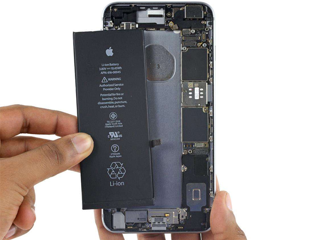 苹果为降频门致歉:iPhone更换电池降价至21