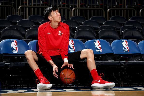 琦被德帅弃用原因曝光!周琦:努力得不到回报!