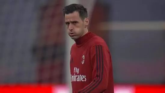 译站 | 被怀疑伪造伤情,卡利尼奇上传脚踝伤口图