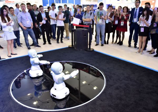 外媒称中国正成世界创新领袖:多个领域超越西方