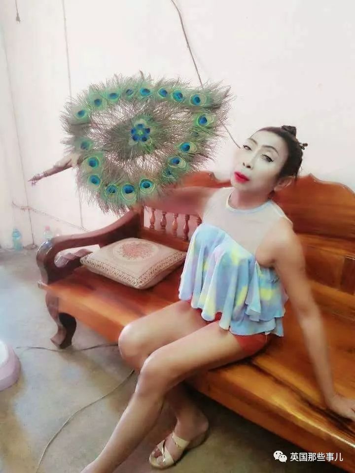 泰国过气网红因为恋情再度爆火…但这画风清奇的狗粮,实在有点吃不下啊! - 42