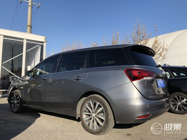 别克GL6MPV六座汽车 别克GL6MPV六座汽车