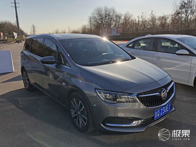 别克GL6MPV六座汽车 别克GL6MPV六座汽车
