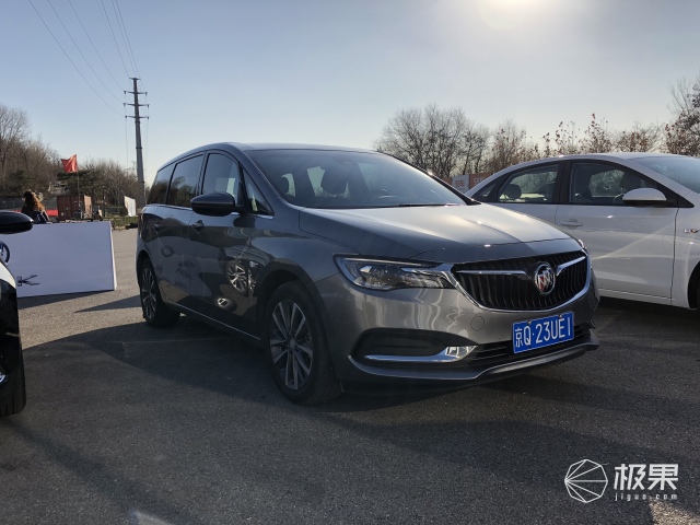别克GL6MPV六座汽车 别克GL6MPV六座汽车