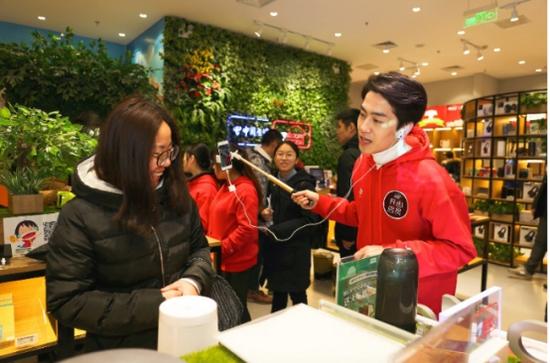 2018当然要开心点,京东之家开心店大笑还能