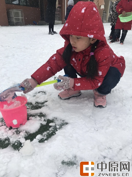 街拍！2018郑州的首场降雪[多图]