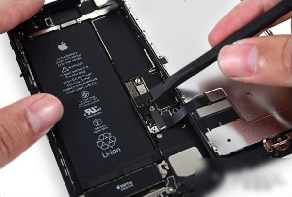 苹果修改更换电池政策 iPhone6及以后机型可更换