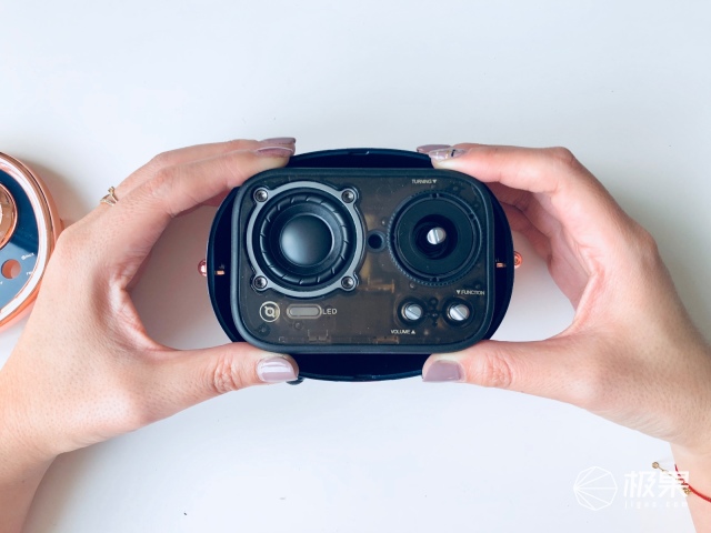 猫王（Catking）米字旗收音机