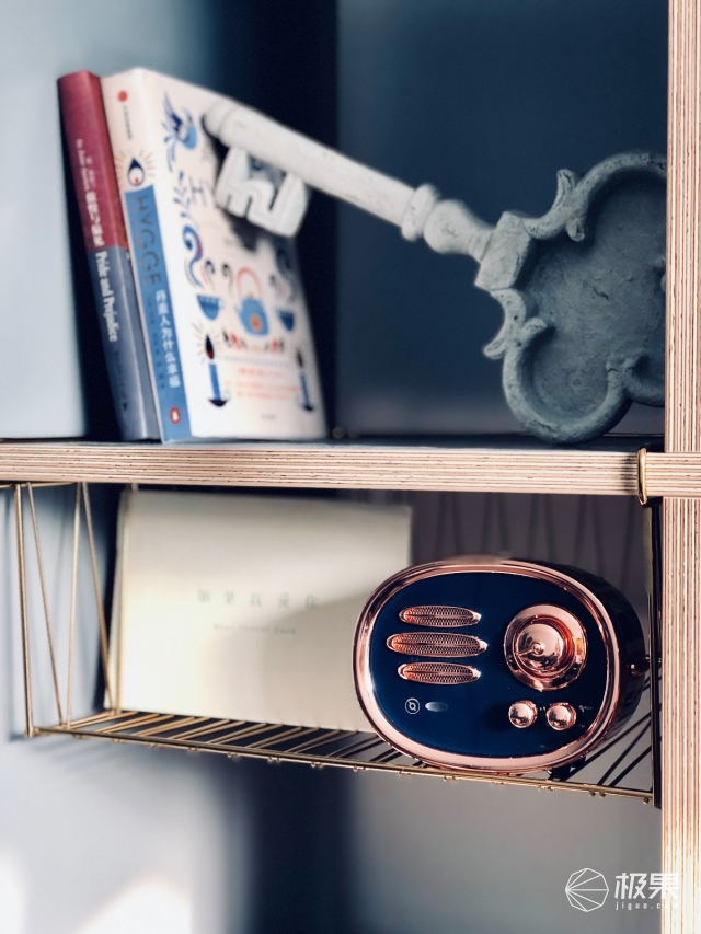 猫王（Catking）米字旗收音机