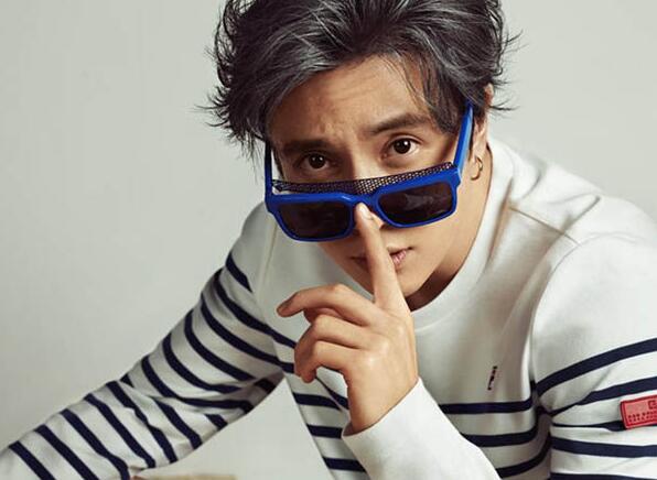 同样是面对质疑,薛之谦竖中指维权,PG One老老