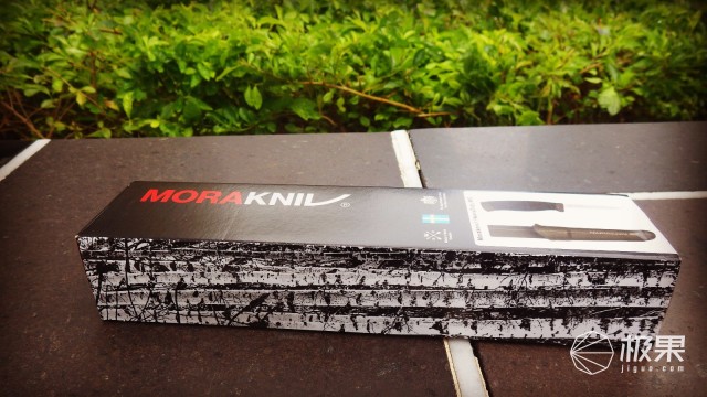 “瑞典国刀”莫拉125周年纪念版,锋利耐操剔骨劈柴都不是事儿 “瑞典国刀”莫拉125周年纪念版,锋利耐操剔骨劈柴都不是事儿