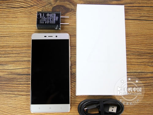 指纹识别持久续航 红米手机4售价489元