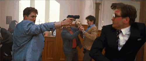 我们印象中,枪战是这样的&mdash;&mdash; 慢镜头 特写,炫酷的动作