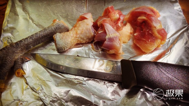 “瑞典国刀”莫拉125周年纪念版,锋利耐操剔骨劈柴都不是事儿 “瑞典国刀”莫拉125周年纪念版,锋利耐操剔骨劈柴都不是事儿