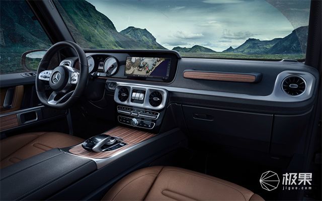 史上最硬奔驰来了!新内饰像科幻片,全球男人都渴望被它榨干 史上最硬奔驰来了!新内饰像科幻片,全球男人都渴望被它榨干