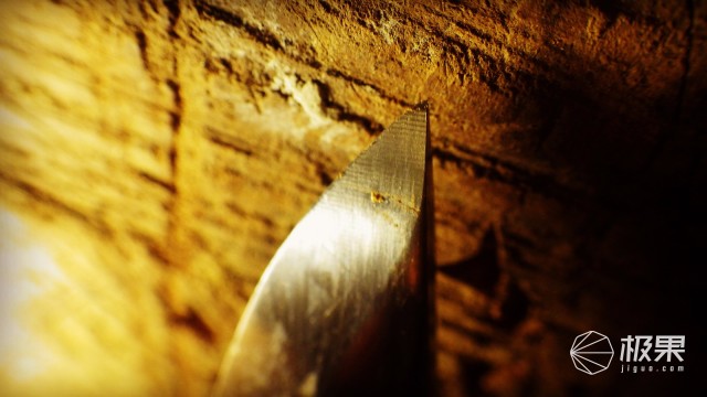 “瑞典国刀”莫拉125周年纪念版,锋利耐操剔骨劈柴都不是事儿 “瑞典国刀”莫拉125周年纪念版,锋利耐操剔骨劈柴都不是事儿