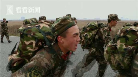 武警上海总队冬季野营拉练 全面提升处突反恐