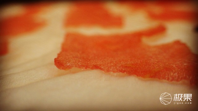 “瑞典国刀”莫拉125周年纪念版,锋利耐操剔骨劈柴都不是事儿 “瑞典国刀”莫拉125周年纪念版,锋利耐操剔骨劈柴都不是事儿