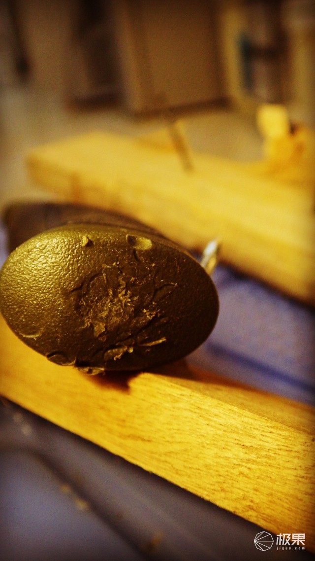 “瑞典国刀”莫拉125周年纪念版,锋利耐操剔骨劈柴都不是事儿 “瑞典国刀”莫拉125周年纪念版,锋利耐操剔骨劈柴都不是事儿