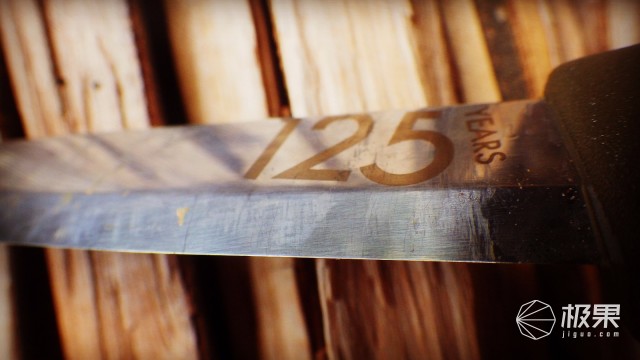 “瑞典国刀”莫拉125周年纪念版,锋利耐操剔骨劈柴都不是事儿 “瑞典国刀”莫拉125周年纪念版,锋利耐操剔骨劈柴都不是事儿