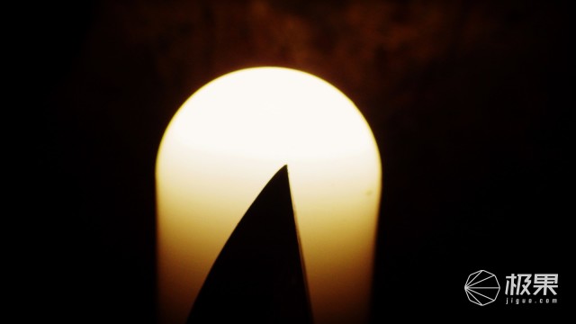 “瑞典国刀”莫拉125周年纪念版,锋利耐操剔骨劈柴都不是事儿 “瑞典国刀”莫拉125周年纪念版,锋利耐操剔骨劈柴都不是事儿