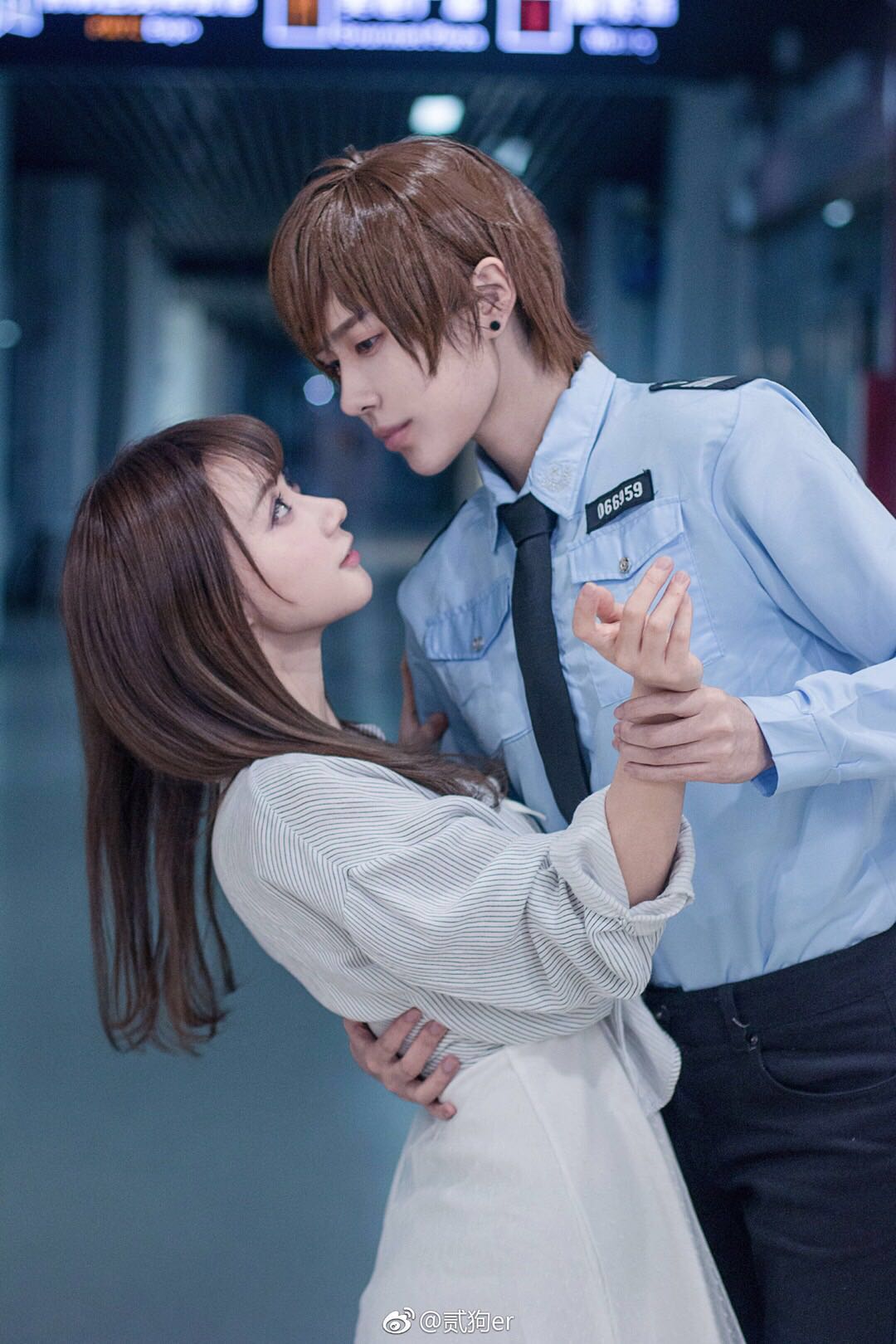 夜游记 | 传《恋与制作人》将推真人影视 \/ 丁磊