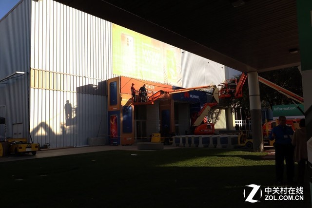 CES2018：大品牌场外斗法 