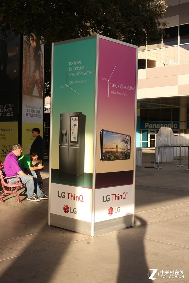 CES2018：大品牌场外斗法 