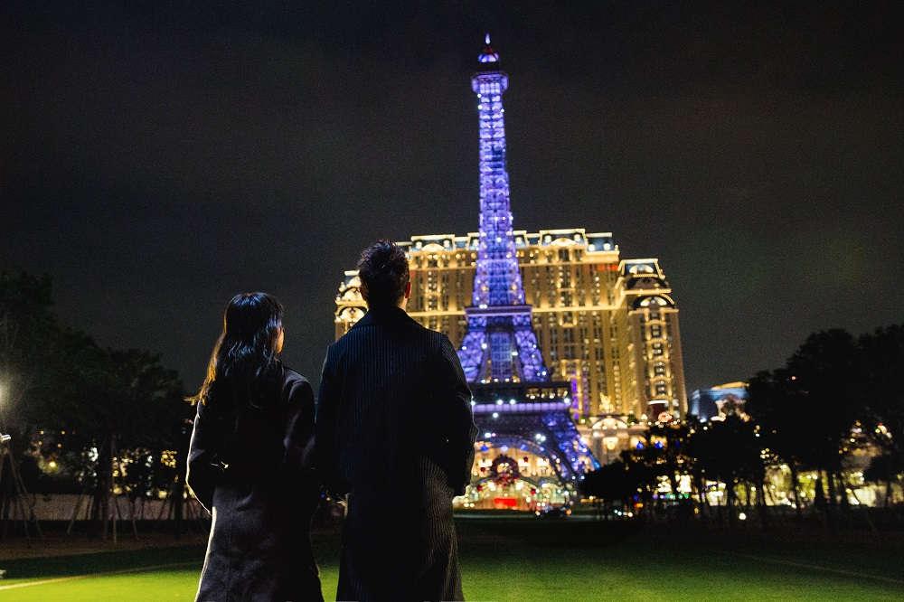 帅美昕领衔去哪儿星级旅行,共赴澳门巴黎人甄