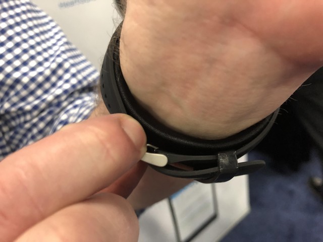 欧姆龙HeartGuide：可测血压的智能手表 