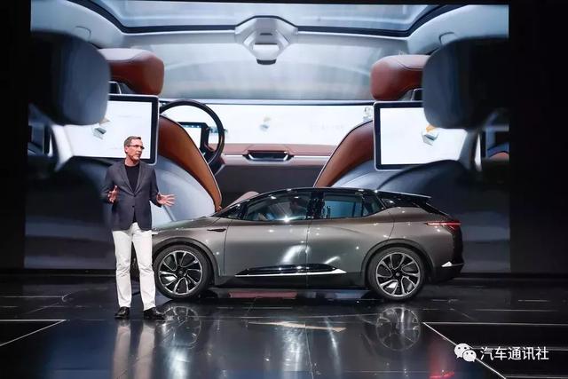 30万元起步 史上屏幕最大的拜腾汽车首秀拉斯维加斯