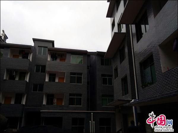 湖南绥宁:易地搬迁让农民喜迁新房过幸福日子